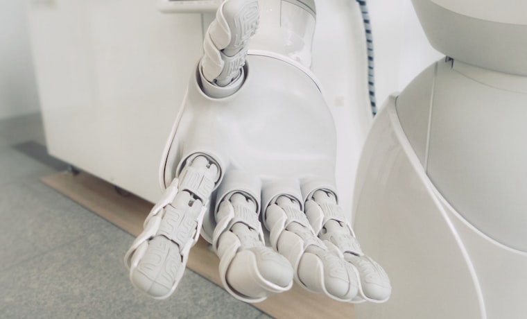 Robotics and artificial intelligence technology